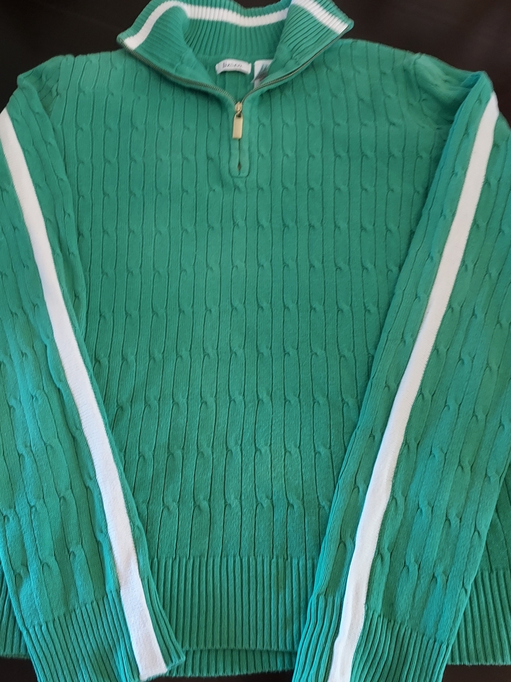 Liz Claiborne Green Cable-Knit w White Trim Detail Half-Zip Pullover. Sz. M
